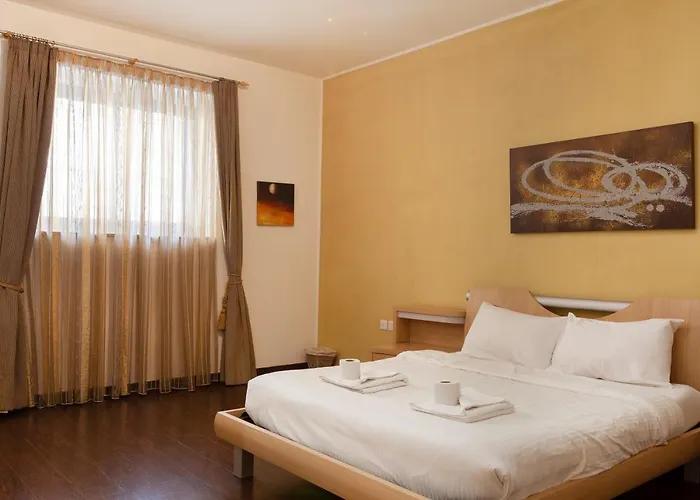 Spacious Seafront With Living, Sofa, Wifi & Ac By 360 Estates 아파트 *